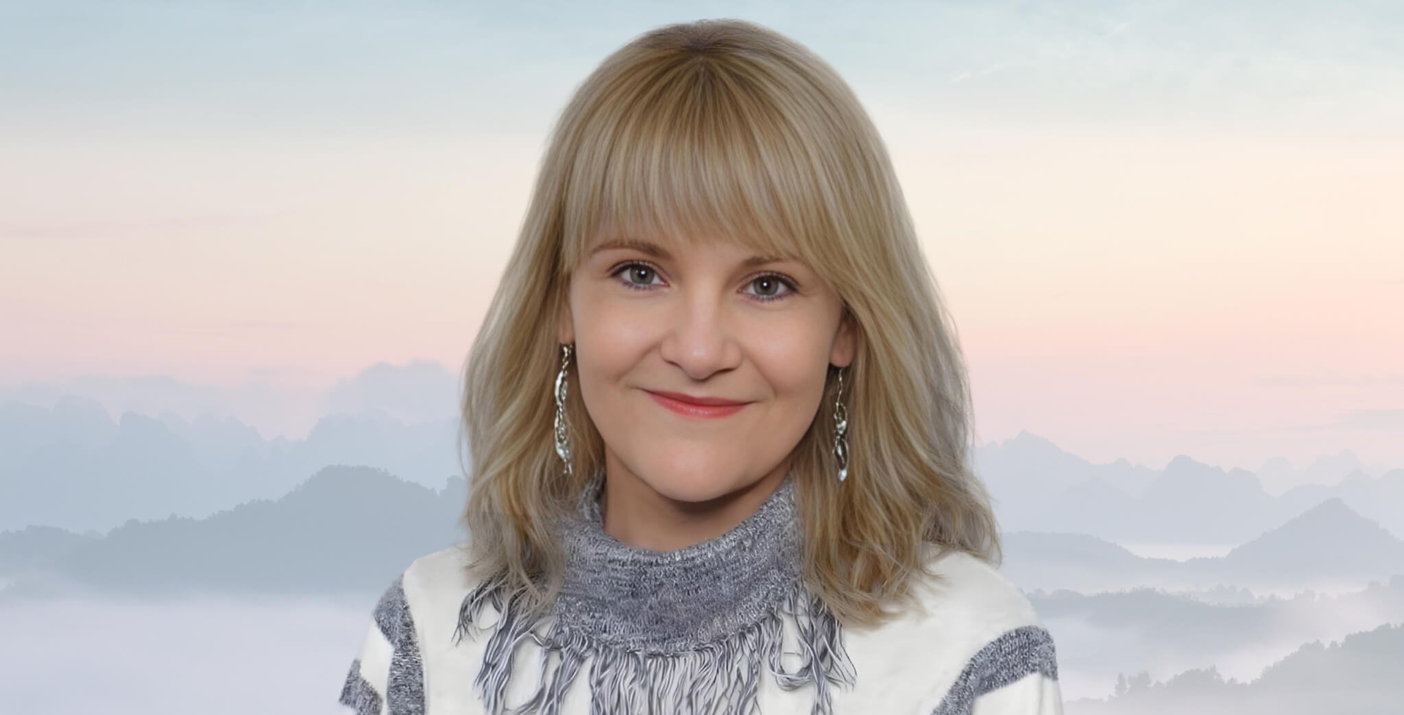Ramona - Pendeln - Tarot - Kartenlegen - Rituale
